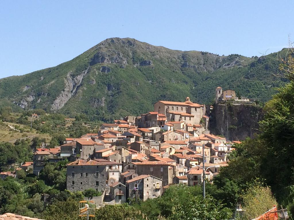 B&B Borgo Antico Papasidero エクステリア 写真